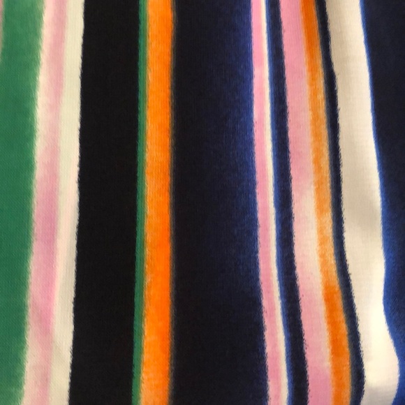 Flowy Asymmetrical blouse - Picture 4 of 4